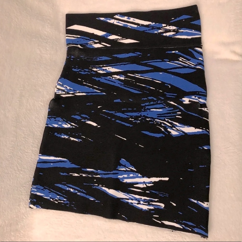 BCBG  Maxazria Bandage skirt